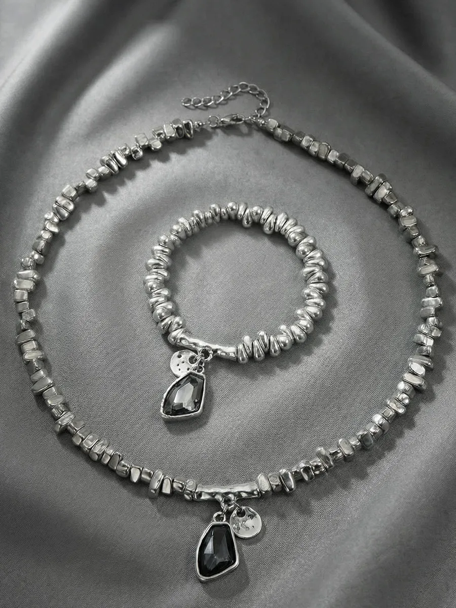 Набор Браслет и Ожерелье с крупным черным камнем