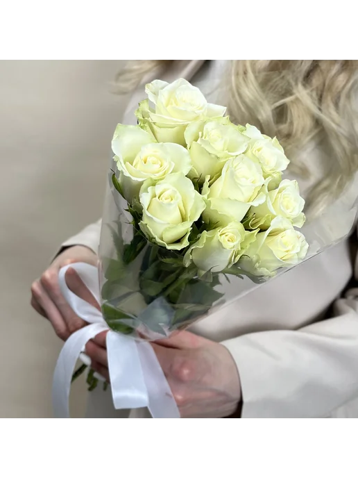 ROZA4U Букет живых цветов из 9 белых роз 60 см, 5 шт, фото 3